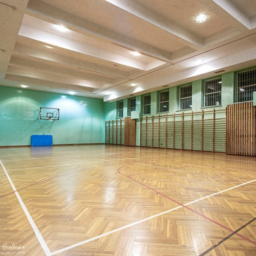 Lokalizacja: Ochota ZSSiL- Szczęśliwicka 56